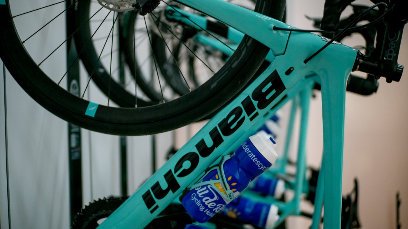 Bike prepared for maintenance support at Coll de Rates Cycling